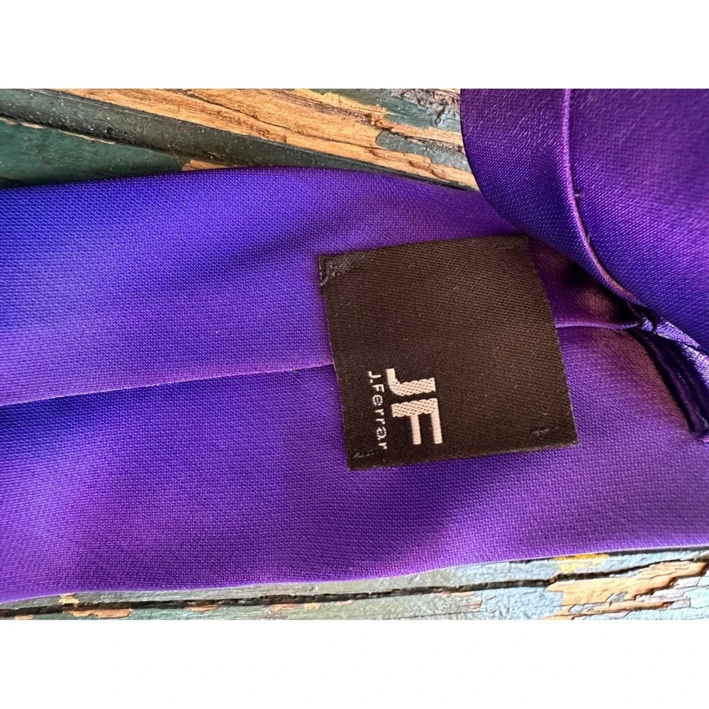 J. Ferrar‎ Mens Slim Necktie Solid Purple Satin Finish Formal Wedding A706